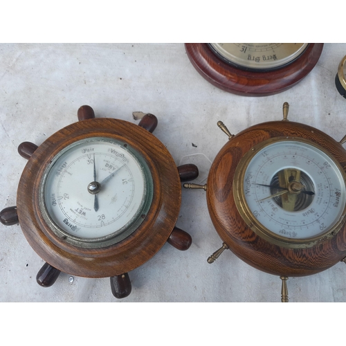 72 - Collection of barometers