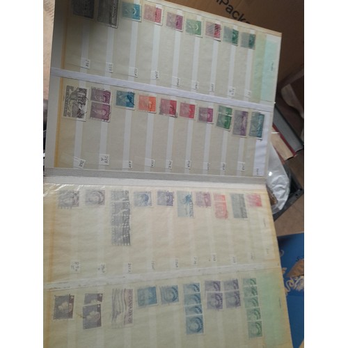 13 - Stamps : Globetrotter stockbook with mint and used all world stamps, China included