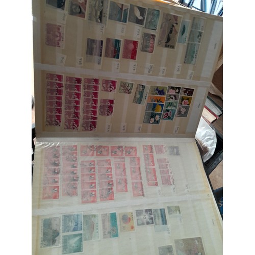 13 - Stamps : Globetrotter stockbook with mint and used all world stamps, China included