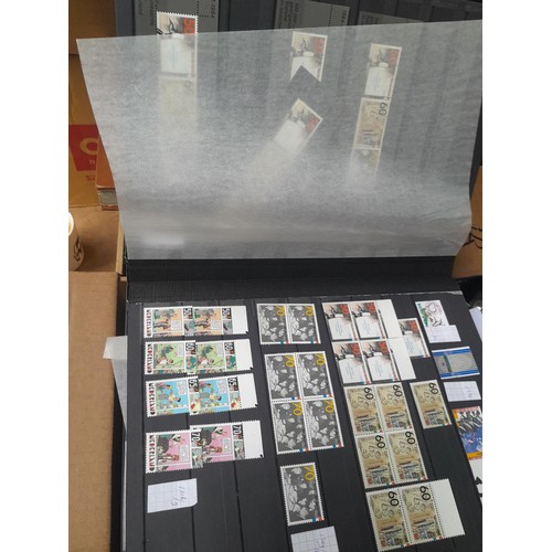 23 - 3 x stock books with a large accumulation of stamps of the Netherlands, a few used but mainly unmoun... 