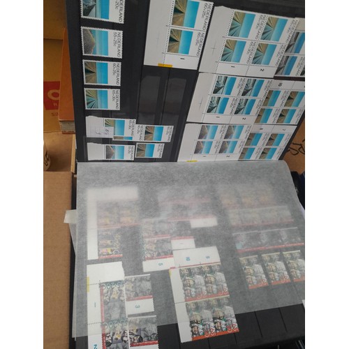 23 - 3 x stock books with a large accumulation of stamps of the Netherlands, a few used but mainly unmoun... 