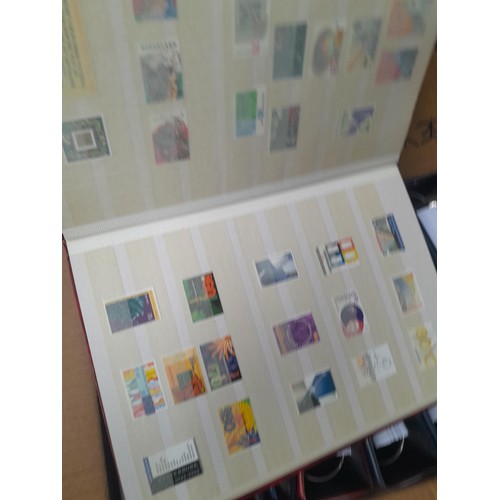 23 - 3 x stock books with a large accumulation of stamps of the Netherlands, a few used but mainly unmoun... 