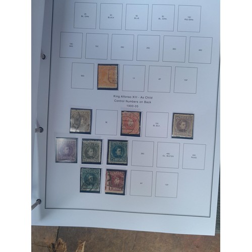 25 - Stamps: 10 x binders with printed pages for various foreign countries : China Japan, Brazil etc., sp... 