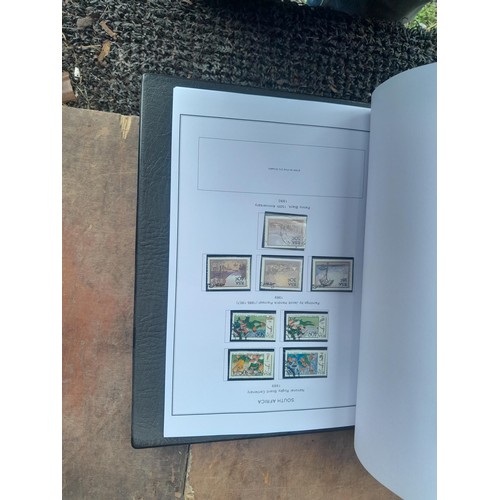 29 - Stamps of South and South West Africa in 8 binders with clean pages, for issues - 2014, some albums ... 