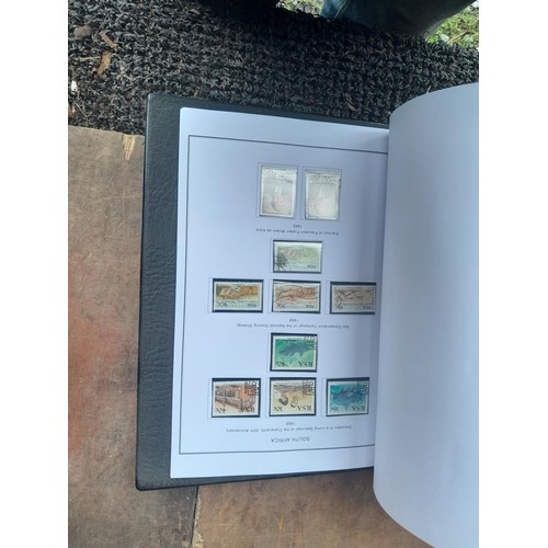 29 - Stamps of South and South West Africa in 8 binders with clean pages, for issues - 2014, some albums ... 