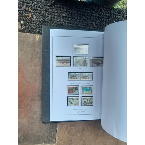 29 - Stamps of South and South West Africa in 8 binders with clean pages, for issues - 2014, some albums ... 