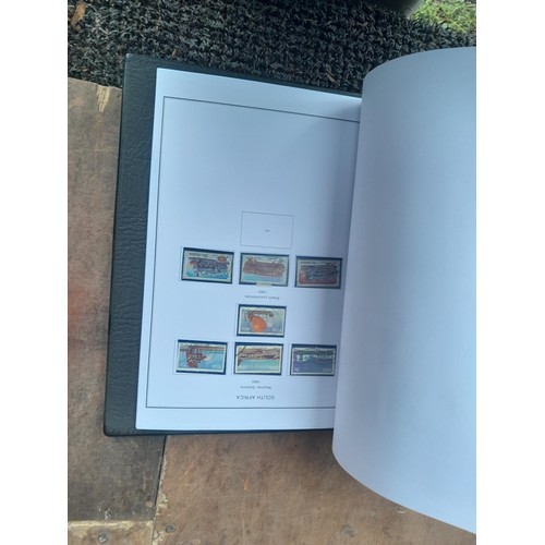 29 - Stamps of South and South West Africa in 8 binders with clean pages, for issues - 2014, some albums ... 