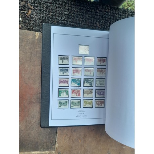 29 - Stamps of South and South West Africa in 8 binders with clean pages, for issues - 2014, some albums ... 