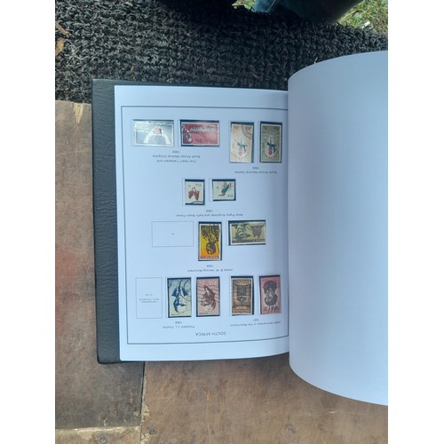 29 - Stamps of South and South West Africa in 8 binders with clean pages, for issues - 2014, some albums ... 