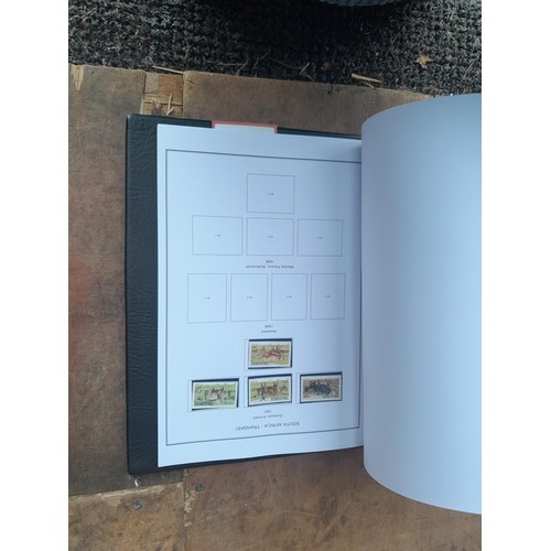 29 - Stamps of South and South West Africa in 8 binders with clean pages, for issues - 2014, some albums ... 