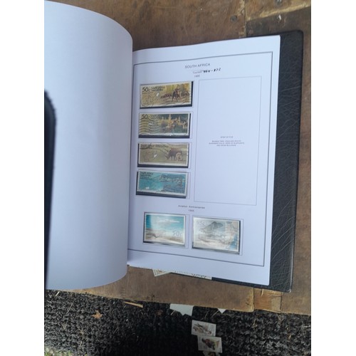 29 - Stamps of South and South West Africa in 8 binders with clean pages, for issues - 2014, some albums ... 