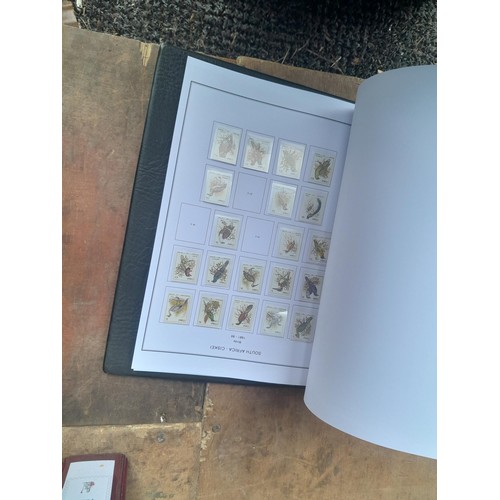 29 - Stamps of South and South West Africa in 8 binders with clean pages, for issues - 2014, some albums ... 