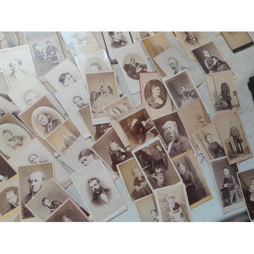 126 - Large array of late 19th / early 20th century Cartes de Visites, mainly portrait studies in a box