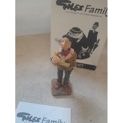 171 - Clarecraft Giles Family resin figure in box of issue