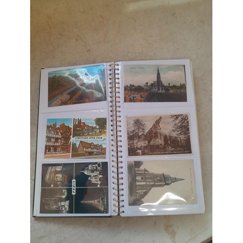 68 - Postcards :  coloured and black and white from early to latter 20th century, a multithematic collect... 