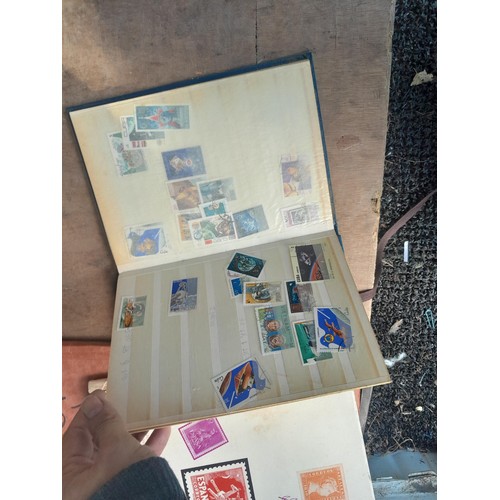 97 - Stamps of the World, GB and Commonwealth in various albums and stock books, reference material Spani... 