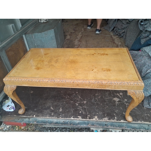 122 - Vintage nest of walnut coffee table with a coffee table