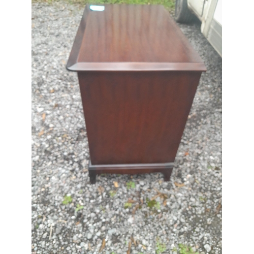 125 - Stag Minstrel chest of drawers (in clean condition)