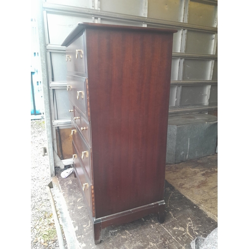 126 - Stag Minstrel chest of drawers (in clean condition)