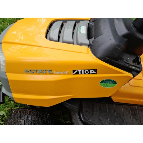 44 - Stiga Estate Master HST  MP 84 Ride On Tractor Mower with rear grass collection unit in working orde... 