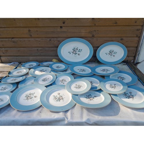 184 - Decorative dinner and teaware : Noritake & Royal Doulton Rose Elegans with vendor stock list, note m... 