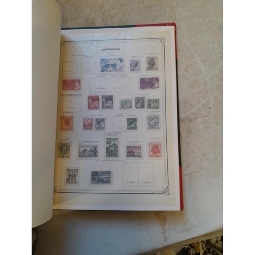 454 - Stamps of New Zealand and Australia mounted mint and used in quality French album, strong in New Zea... 