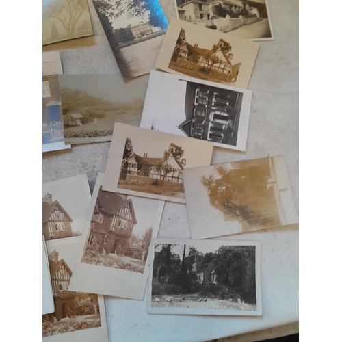 544 - Early 20th century black and white collection of postcards