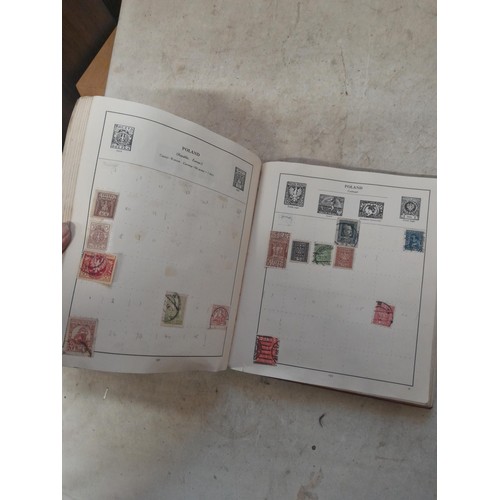 81 - Stamps : A well filled old time collection of stamps of the world , approx 350 pages, some more inte... 