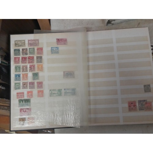 87 - Stamps of the world in albums, mounted mainly used,