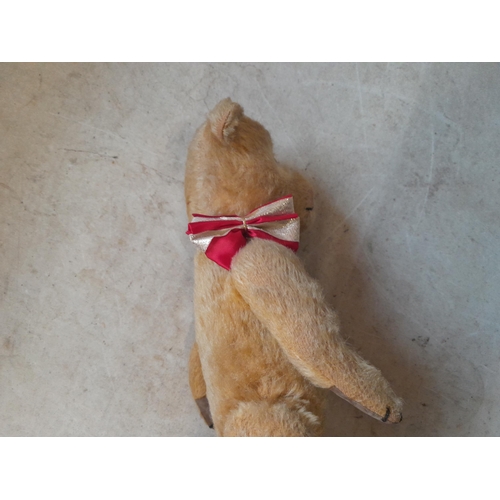 103 - Vintage articulated teddy bear