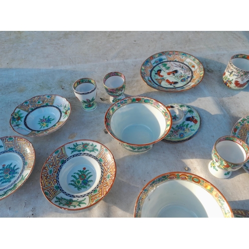 147 - Early 20th century Chinese tea set, note some scuffing on side plates