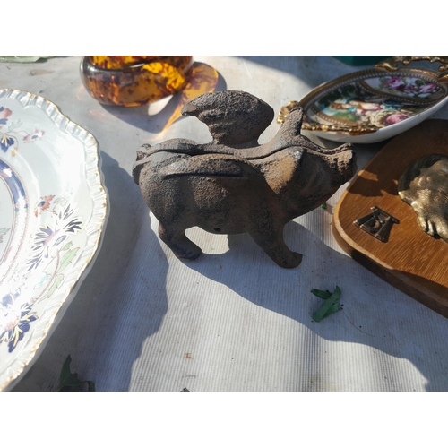 173 - Decorative china : cast iron flying pig, Masons plate in good order, glassware etc.