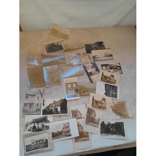 333 - Early 20th century black and white collection of postcards