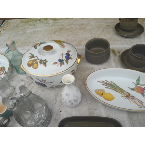 150 - Denby dinner ware and Royal Worcester Evesham table ware etc.