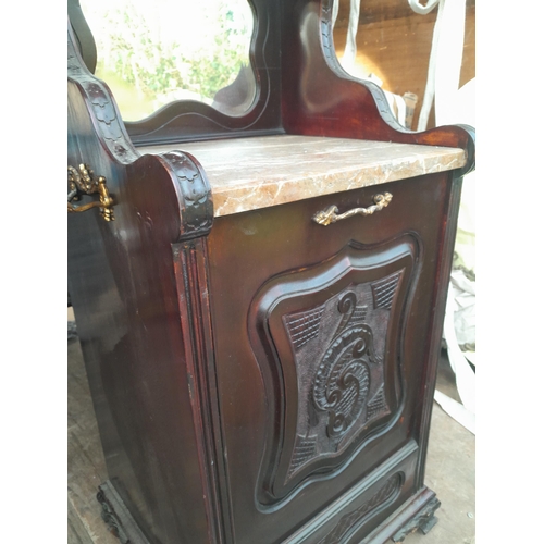 219 - Edwardian carved mahogany free standing perdonium coal box with marble shelf