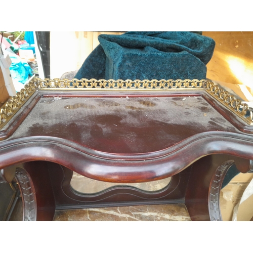 219 - Edwardian carved mahogany free standing perdonium coal box with marble shelf