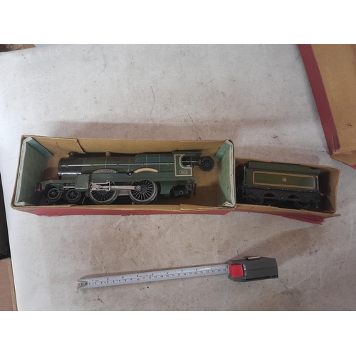 291 - Boxed 0 gauge clockwork Hornby Meccano Caerphilly Castle 4073 locomotive with No 2 Special Tender