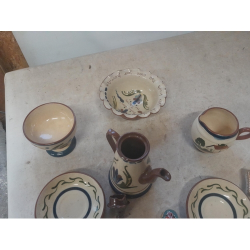 436 - Torquay ware, damaged and restored Doulton figure and pill boxes