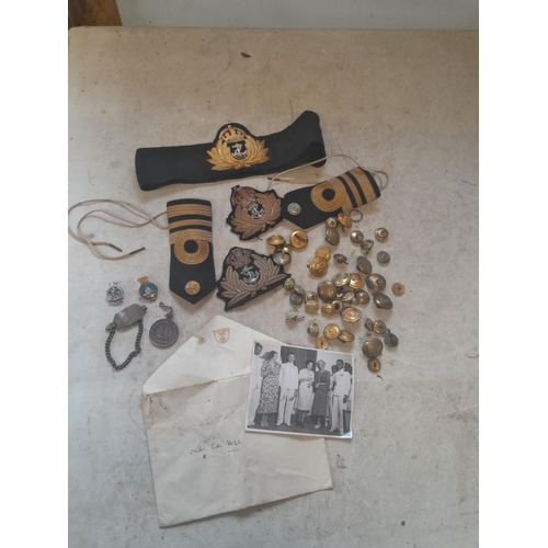 494 - Military buttons and epaulettes and related items pertaining to Lieutenant Commander S E Hills RN