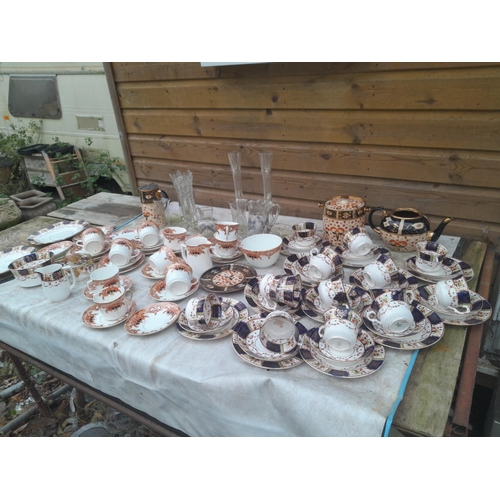 527 - Assorted Edwardian and later tea ware glassware etc.