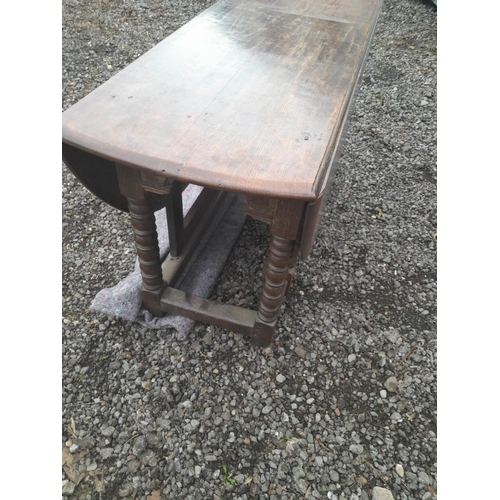 555 - 2 x antique oak gate leg tables : 1 x  late 18th century 130  cms x 70 cms x 180 cms 1 x mid 19th ce... 