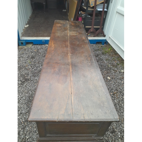 558 - Late 19th / early 20th century oak three drawer dresser in the Georgian manner with restoration 200 ... 