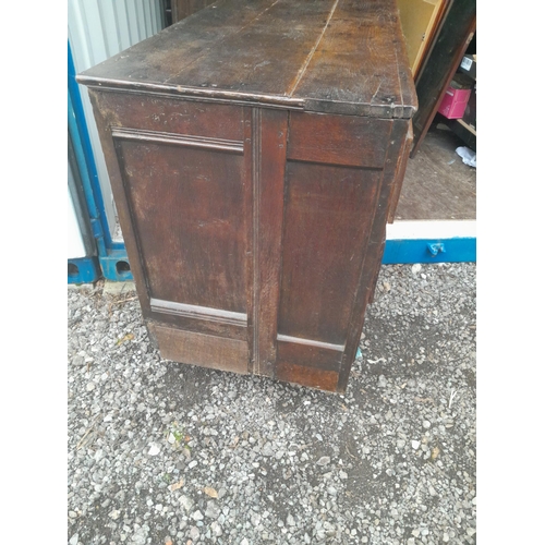 559 - Large and exception heavy 19th century oak sideboard / dresser base with twelve drawers 210 cms x 85... 