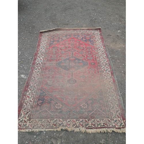 770 - Early 20th century hand woven Persian wool rug (very dirty needs a good clean worn in places) 79 