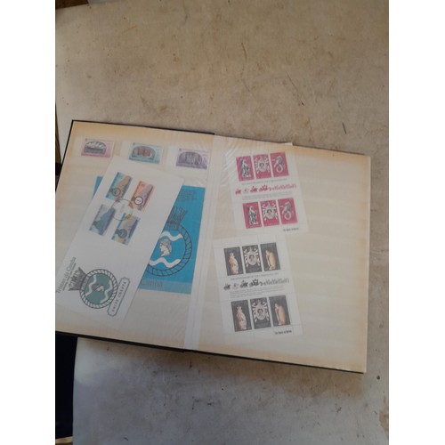 36 - Stamps : stock of mint stamps of the world, ring binder full of early 20th century used stamps of Fr... 