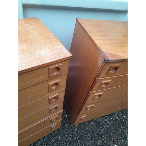 231 - Pair of Schreiber chest of drawers with recessed handles