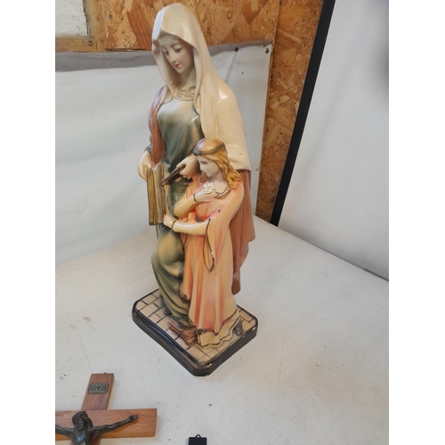 249 - Vintage Italian plaster religious ornament & 2 x vintage crucifix