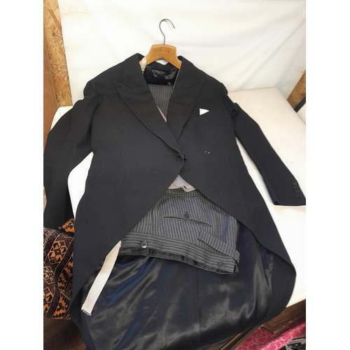 538 - 3 x vintage gents Tuxedoes : 2  x morning suit Moss Bros and unbranded  & 1 x evening suit by Austin... 