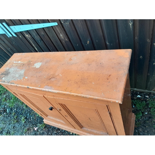 261 - Late Victorian painted pine cupboard with internal shelves