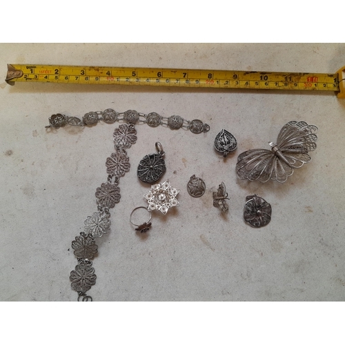 204 - Lower grade and other silver filigree jewellery